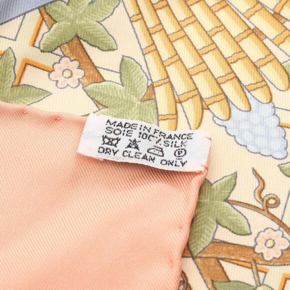 HERMES Pink Silk Scarf - Picture 3 of 7